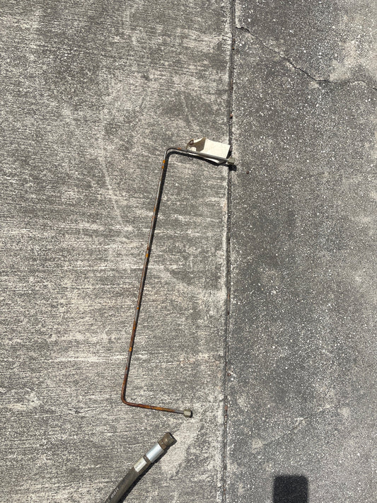 E12594890