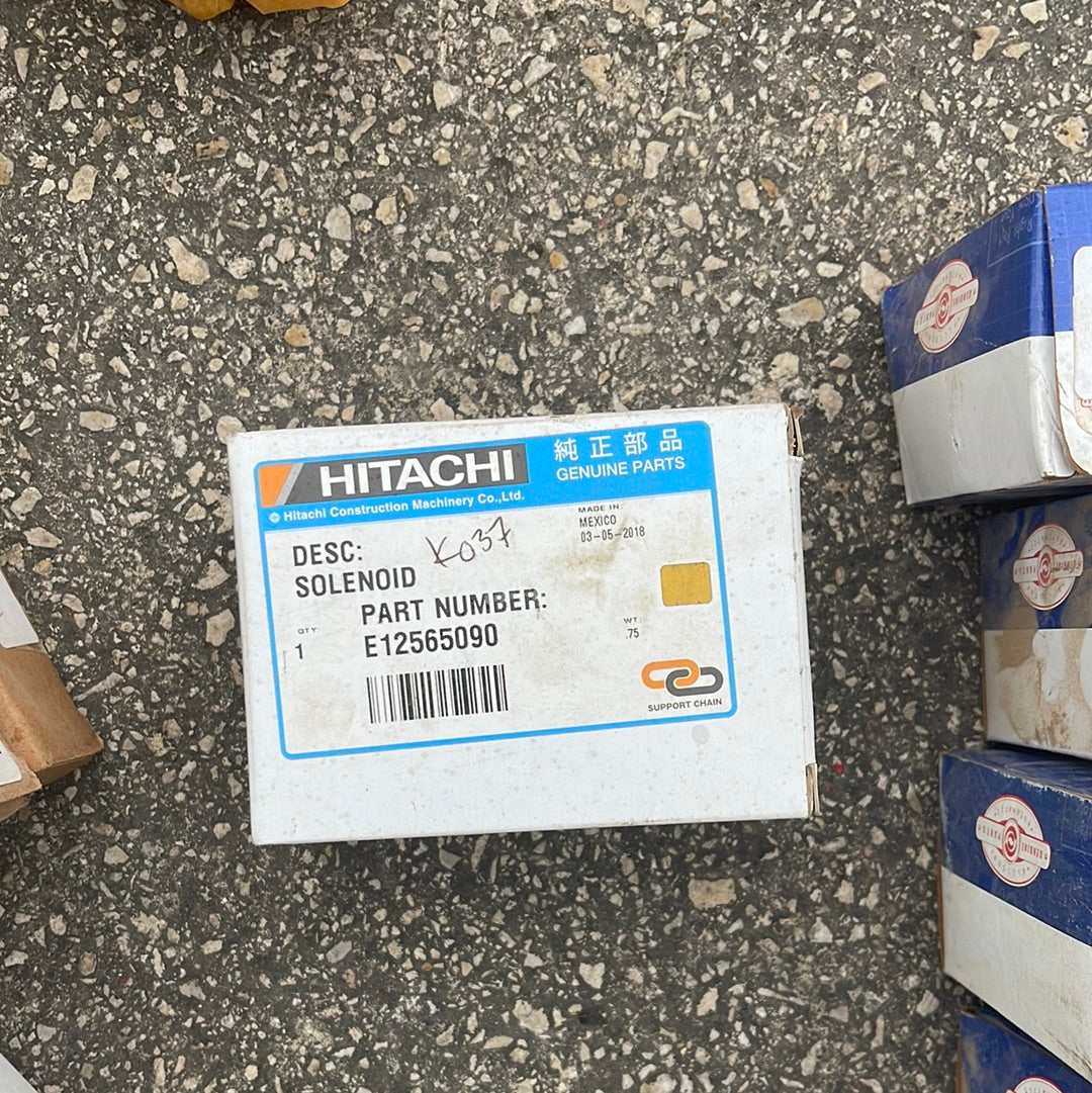 E12565090