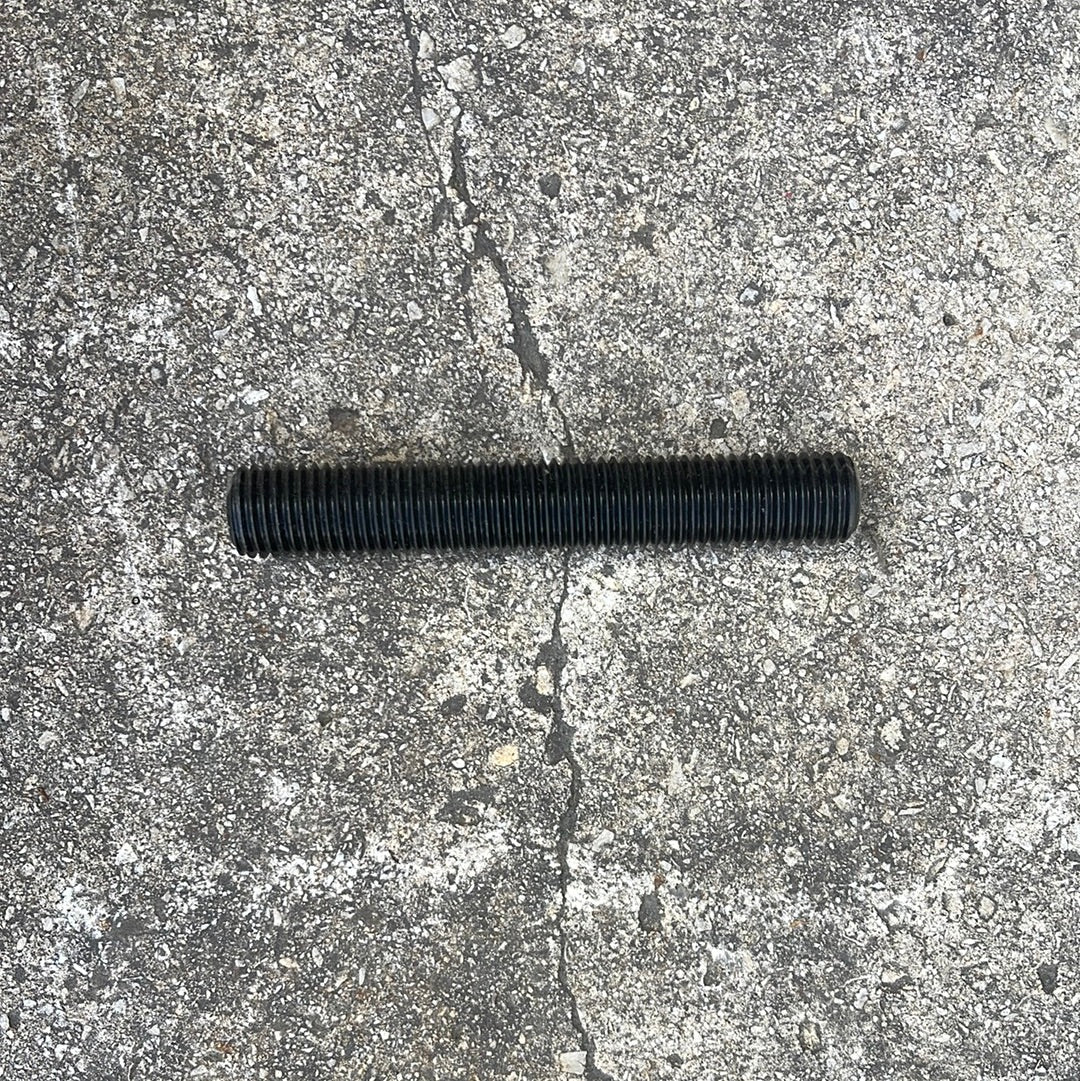 E12589975